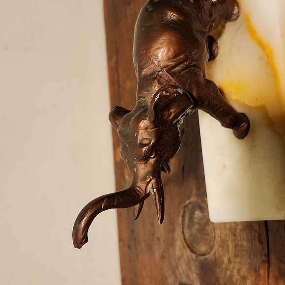 Bronze Elephant Bookends on Marble base - Picture 9 of 16